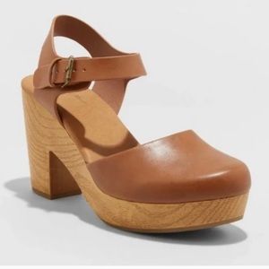 Marcia Heeled Clog in Cognac